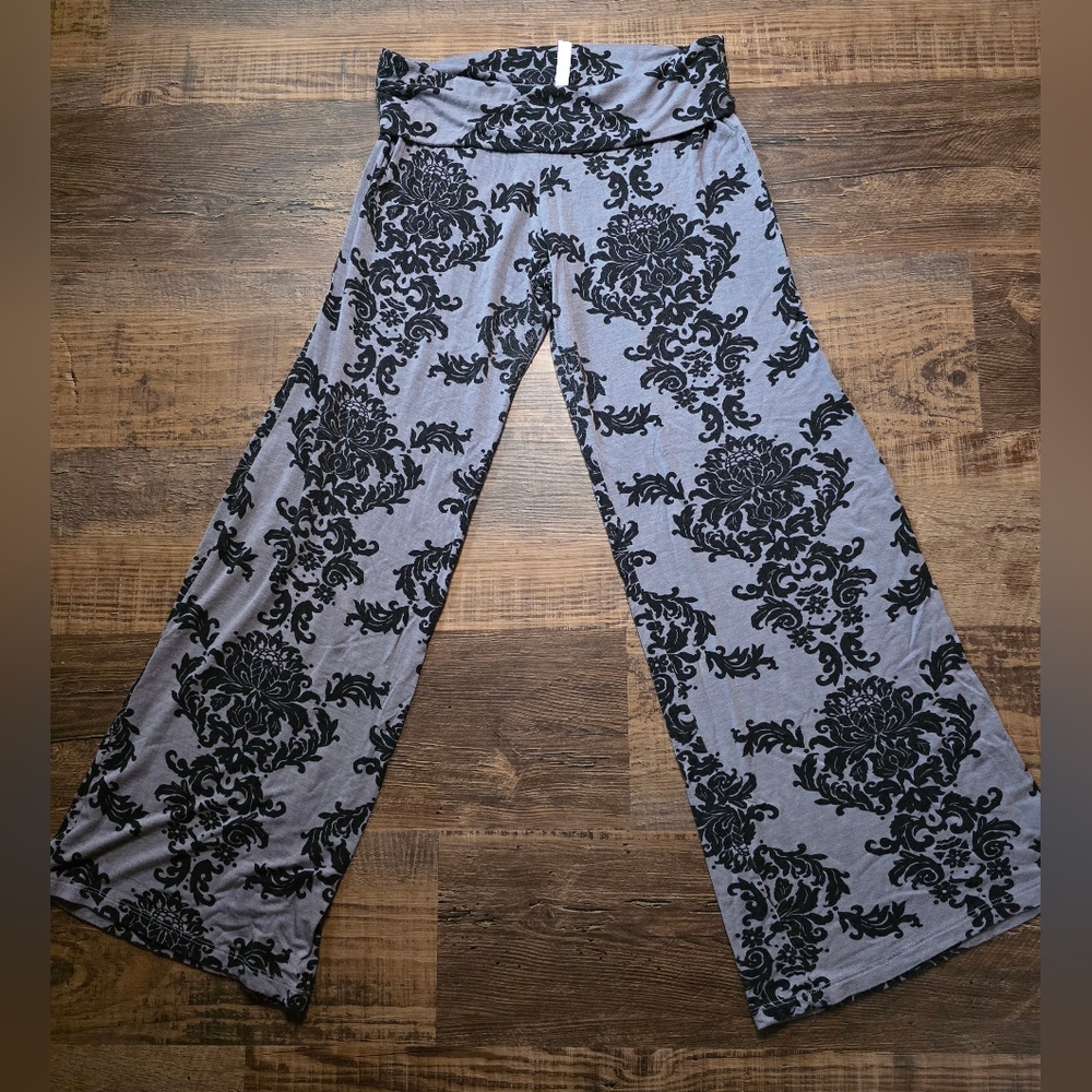 Popana Elegant Black Floral Wide Leg Pants